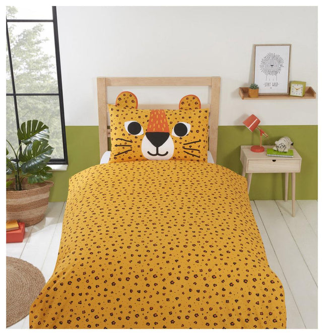 Childrens Bedding / Curtains