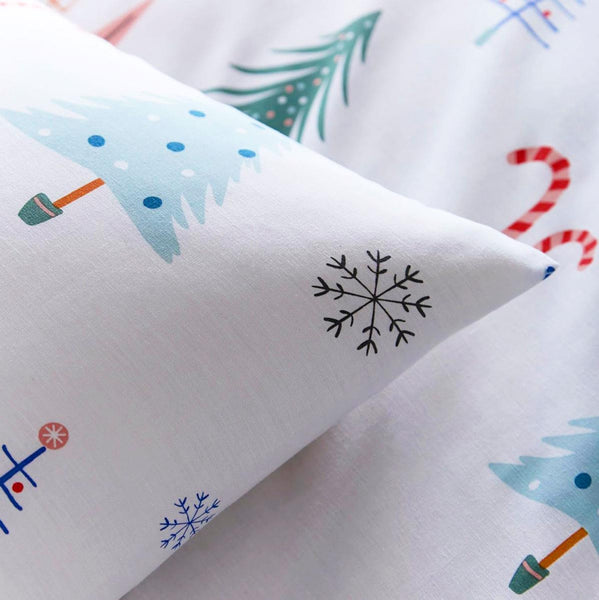 Christmas Bedding Duvet Set Festive Winter Scandinavian Xmas Tree Design