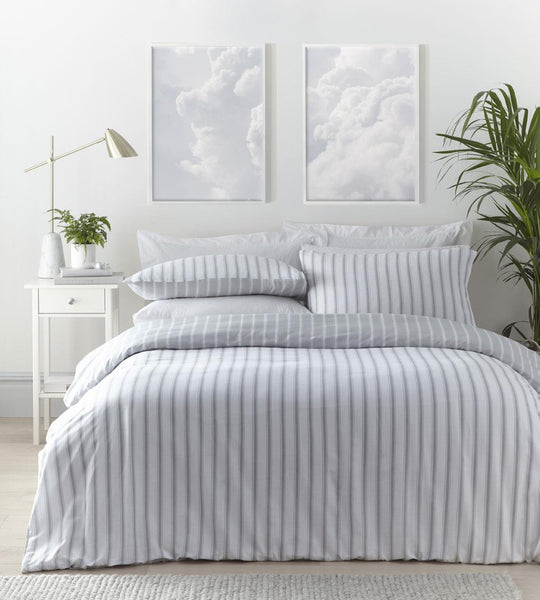Grey stripe duvet set quilt cover pillow cases new reversible white bedding